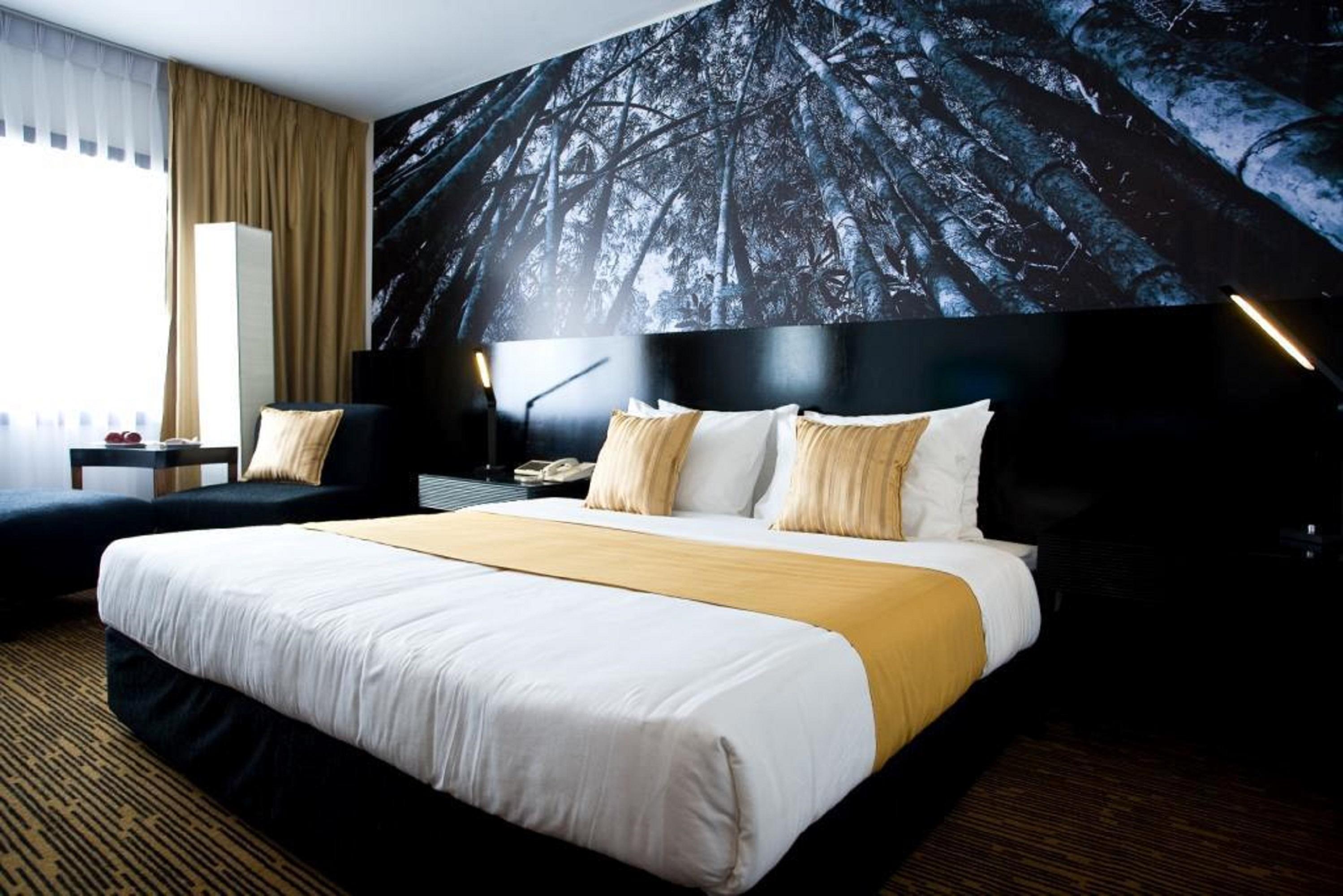 Готель Cinnamon Lakeside 5*